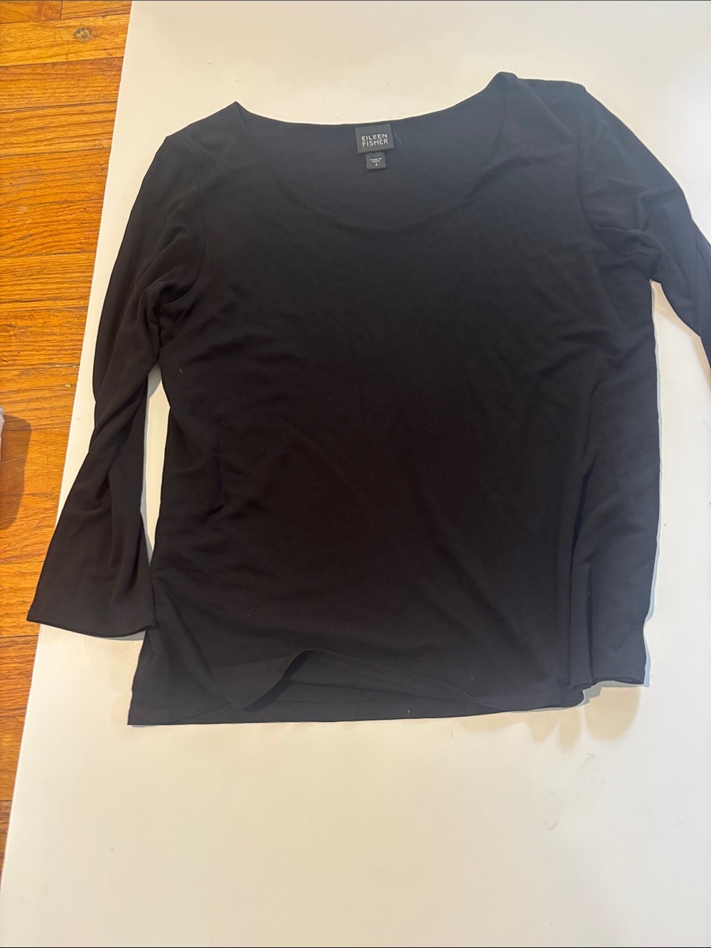 Eileen Fisher Black rayon blend Long-Sleeve Scoop-Neck Tee